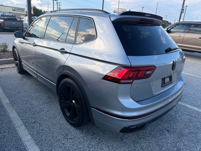 Used 2024 Silver Volkswagen 2.0T SE R-Line Black image 3