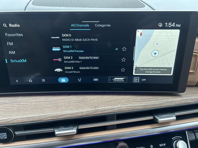 2025 Hyundai Santa Fe - Image 18