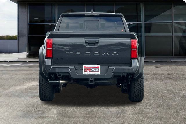 2025 Toyota Tacoma TRD Off-Road Double Cab photo 4