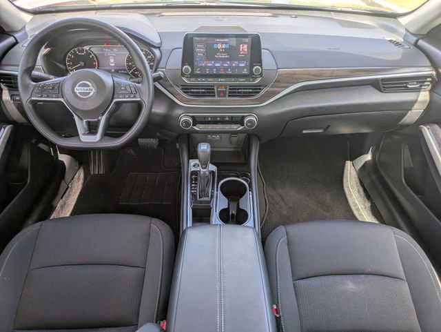 2023 Nissan Altima SV FWD