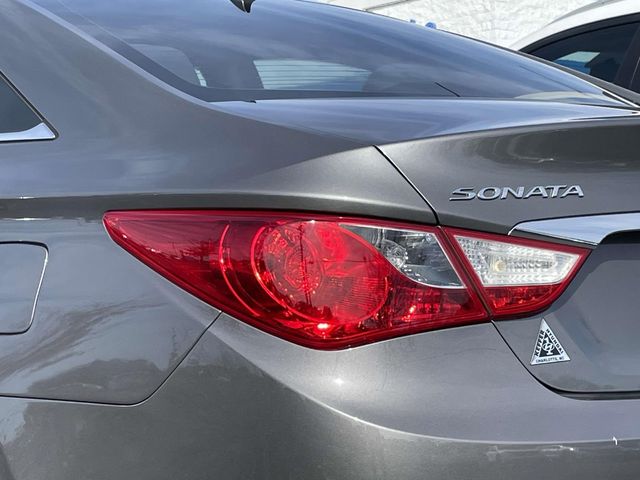 2013 Hyundai Sonata GLS 8