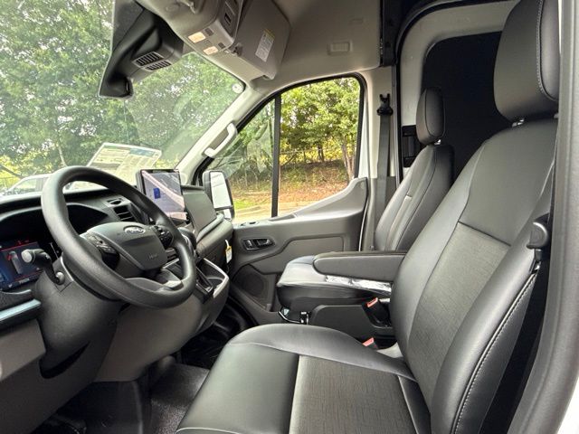 New 2026 White Ford Base image 25