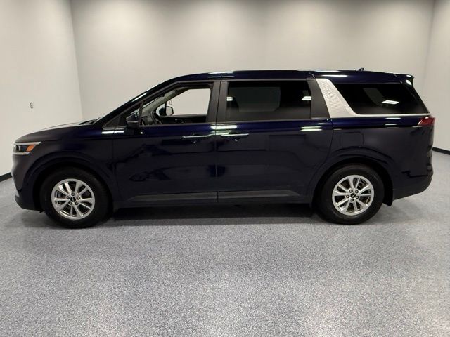 Used 2023 Blue Kia LX image 5