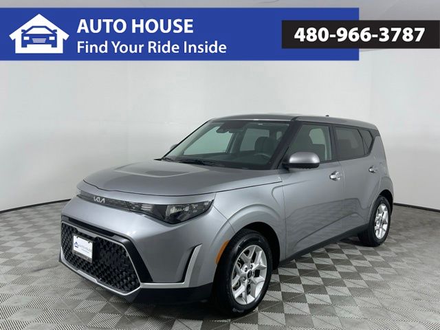 228352022 Kia Soul LX