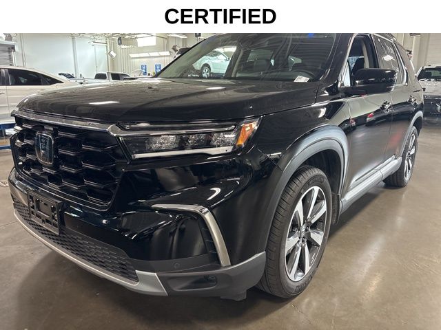 Nh-731p/Crystal 2024 Honda Pilot Touring FWD SUV / Crossover Front-Wheel Drive Automatic