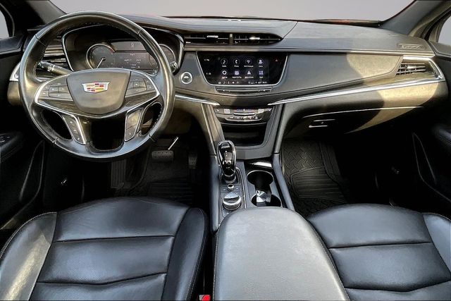 View vehicle photo 7