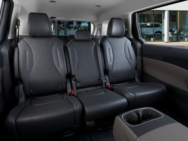 New 2026 Kia Carnival MPV Van