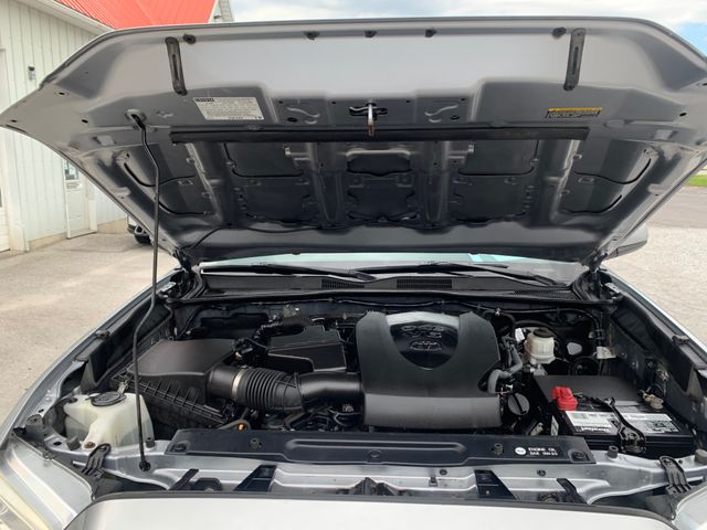 Used 2018 Toyota Tacoma Truck