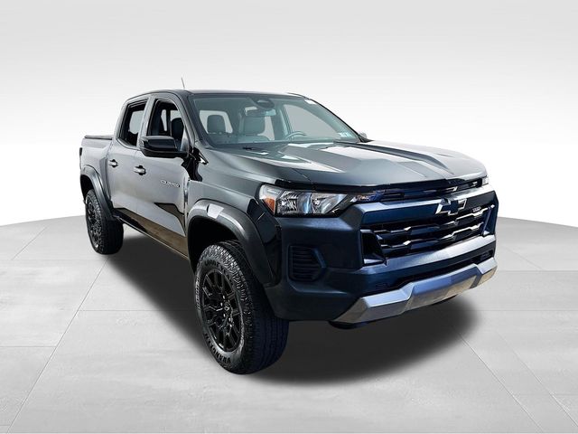 Black 2024 Chevrolet Colorado Pickup Truck Four-Wheel Drive 8-Speed Automatic