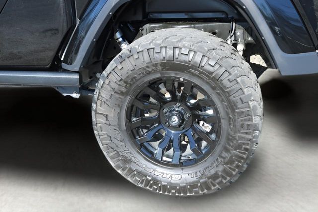 Used Car 2022 Jeep Gladiator  Willys For Sale Under $40,000 In Austin, Texas