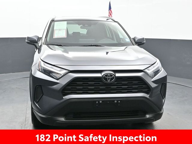 2022 Toyota RAV4 XLE 11