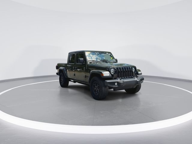 Used 2021 Green Jeep Willys image 2