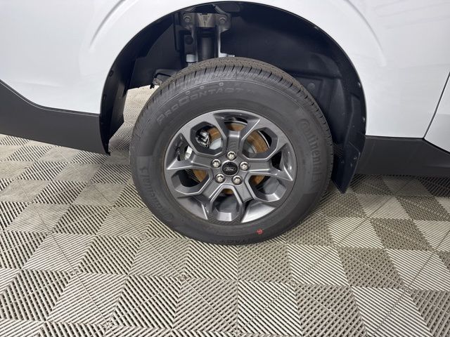 2025 Space White Metallic Ford Maverick XLT FWD Truck