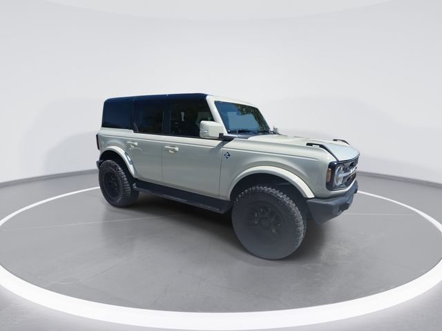 Used 2025 Desert Sand Ford Outer Banks image 2