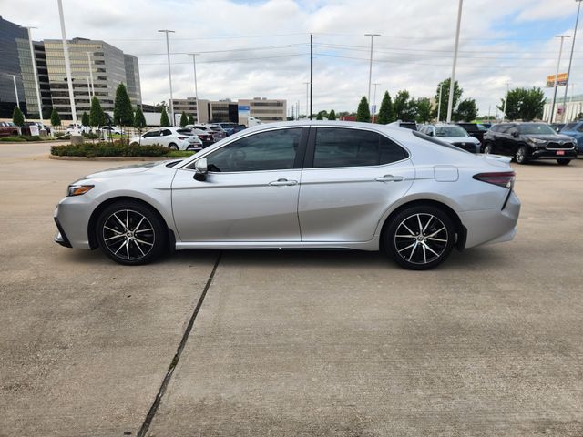 2023 Toyota Camry SE Silver at Community Honda