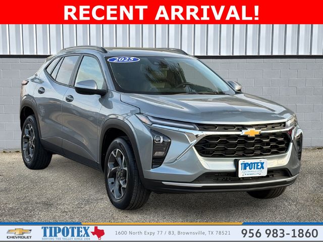 Sterling Gray Metallic 2025 Chevrolet Trax LT FWD SUV / Crossover Front-Wheel Drive 6-Speed Automatic