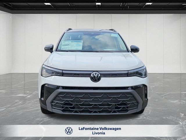 2025 Volkswagen Taos SE Black - Photo 8