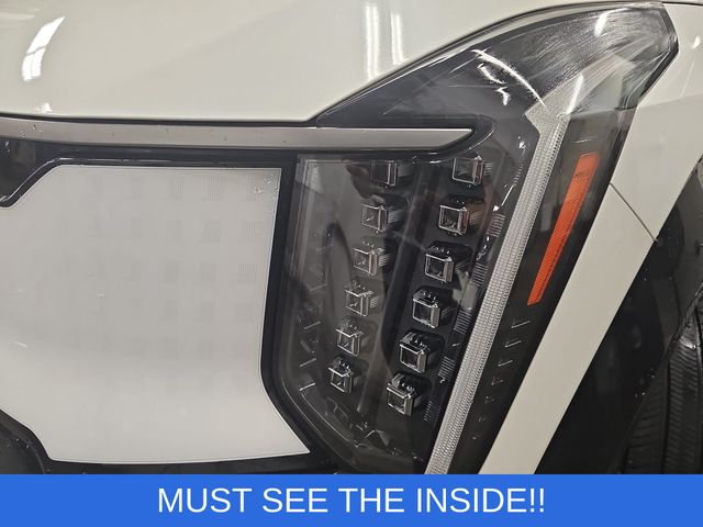 Used 2024 White Kia GT-Line image 30
