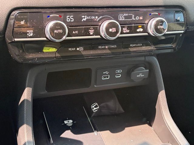 used 2025 Honda Pilot car, priced at $43,895