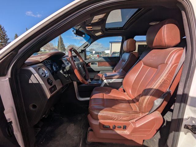 2014 White Platinum Clearcoat Metallic Ford F-150 King Ranch 4X4 Truck