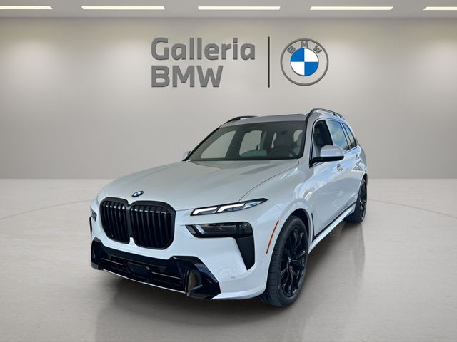 2026 BMW X7 40i's photo