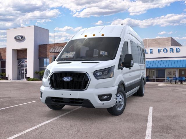 New 2026 White Ford XLT image 2