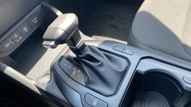 New 2026 Gray Kia LXS image 20