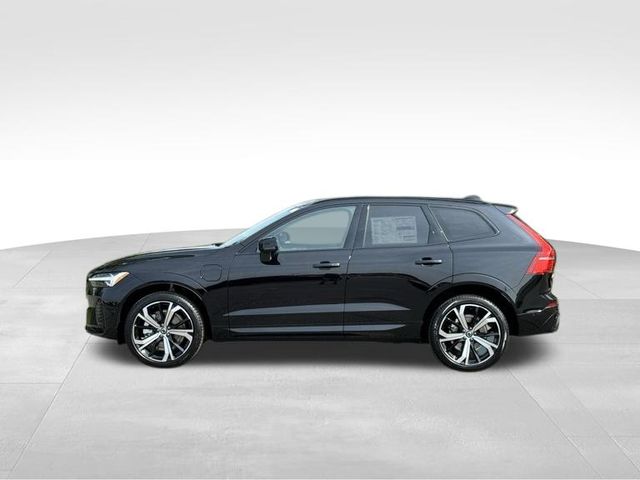 2025 Volvo XC60 Plug-In Hybrid Ultra 2