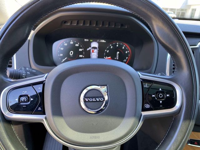2022 Volvo XC90 T6 Momentum Gray Metallic - Grieco Acura - Image 18