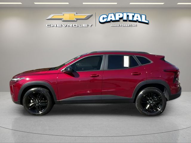 Used 2024 Red Chevrolet ACTIV image 2