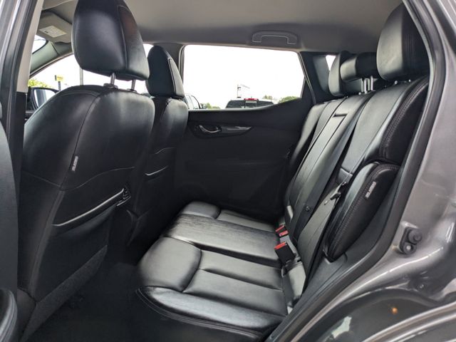 2022 Nissan Rogue Sport SL photo