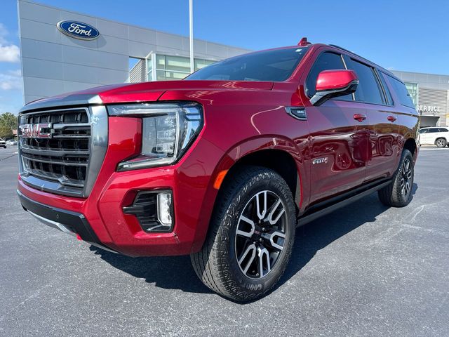 2023 GMC Yukon XL AT4 4WD