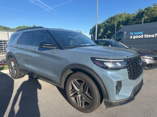 Vapor Blue 2025 Ford Explorer ST-Line AWD SUV / Crossover All-Wheel Drive Automatic