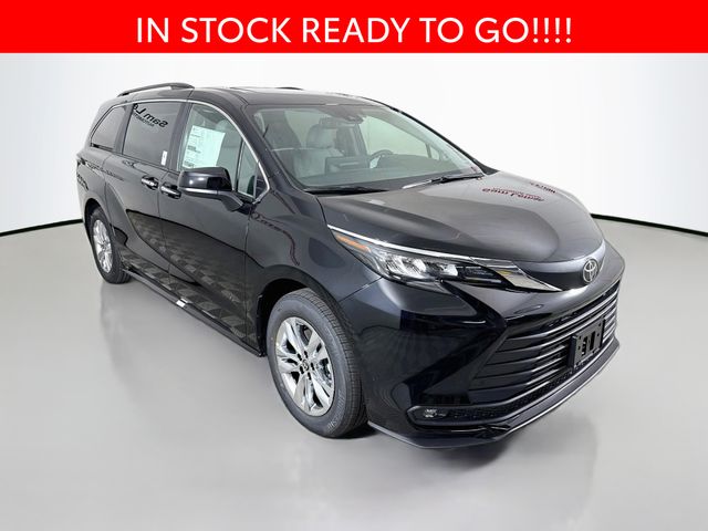Midnight Black 2026 Toyota Sienna Minivan All-Wheel Drive Continuously Variable Transmission