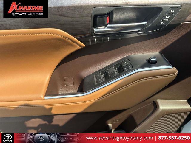 Used 2022 Toyota Highlander SUV
