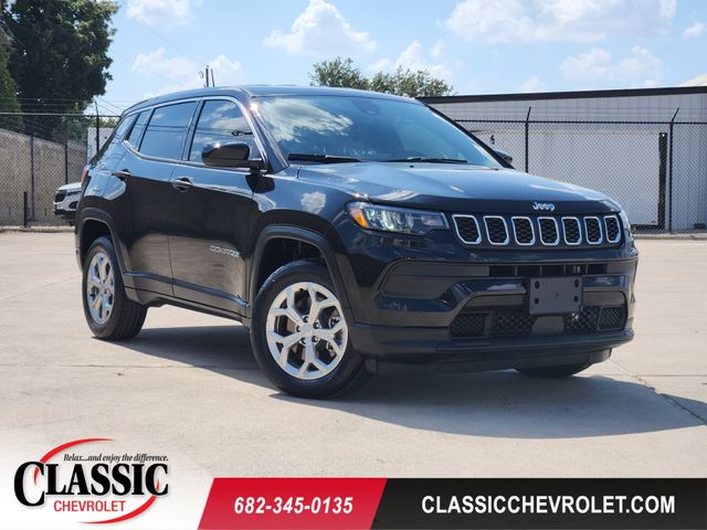 Diamond Black Crystal Pearlcoat 2024 Jeep Compass SUV / Crossover Four-Wheel Drive 8-Speed Automatic