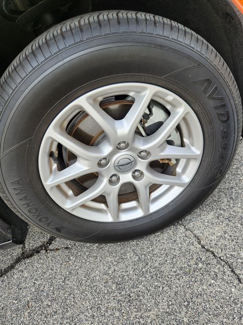 View vehicle photo 4