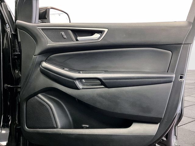 2023 Ford Edge SEL Black at Bob Ruth Ford