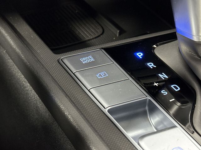 Used 2025 Hyundai Elantra Hybrid For Sale in Indianapolis, IN