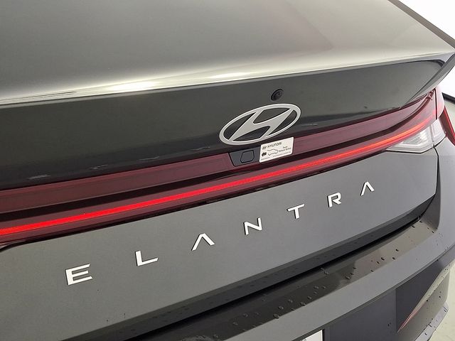 Used 2025 Hyundai Elantra Sedan