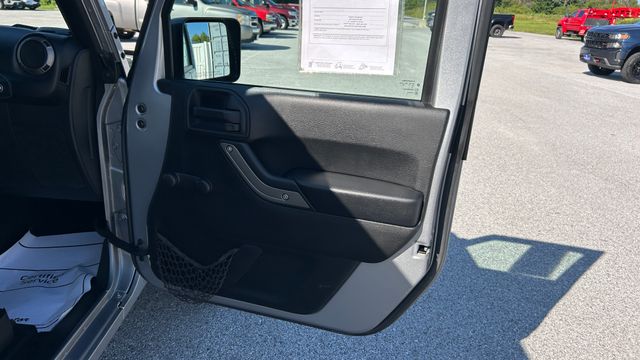 Used 2016 Jeep Wrangler SUV