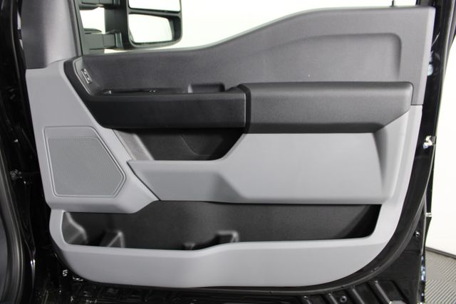 2025 Ford F-350SD XL photo