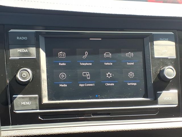 2023 Volkswagen Jetta - Image 13