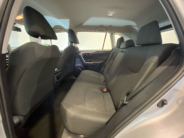 Used 2020  Toyota LE image 12