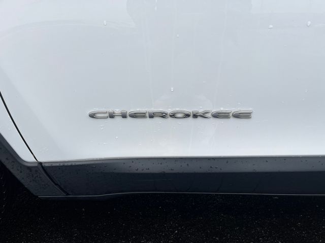 Used 2019 Jeep Cherokee For Sale in Grove City, OH