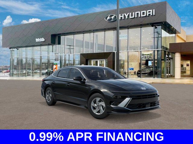 New 2026 Black Hyundai SE image 2