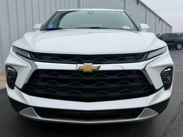 new 2026 Chevrolet Blazer car, priced at $38,995