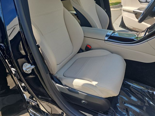 Used 2022 Black Mercedes-Benz C 300 image 10