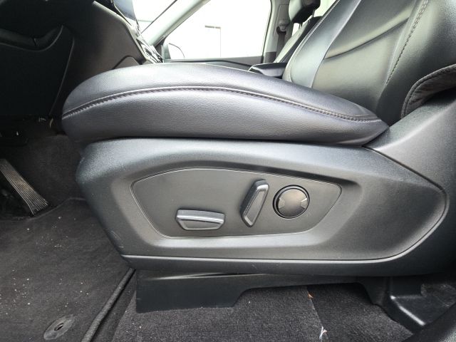 2023 Ford Explorer XLT:168625A