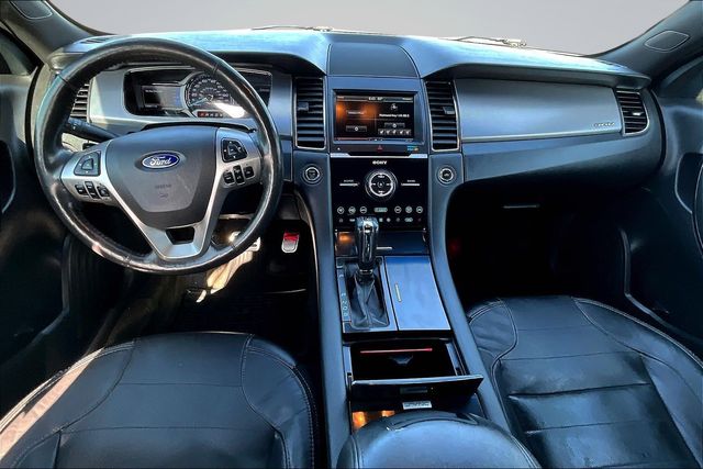 View vehicle photo 7